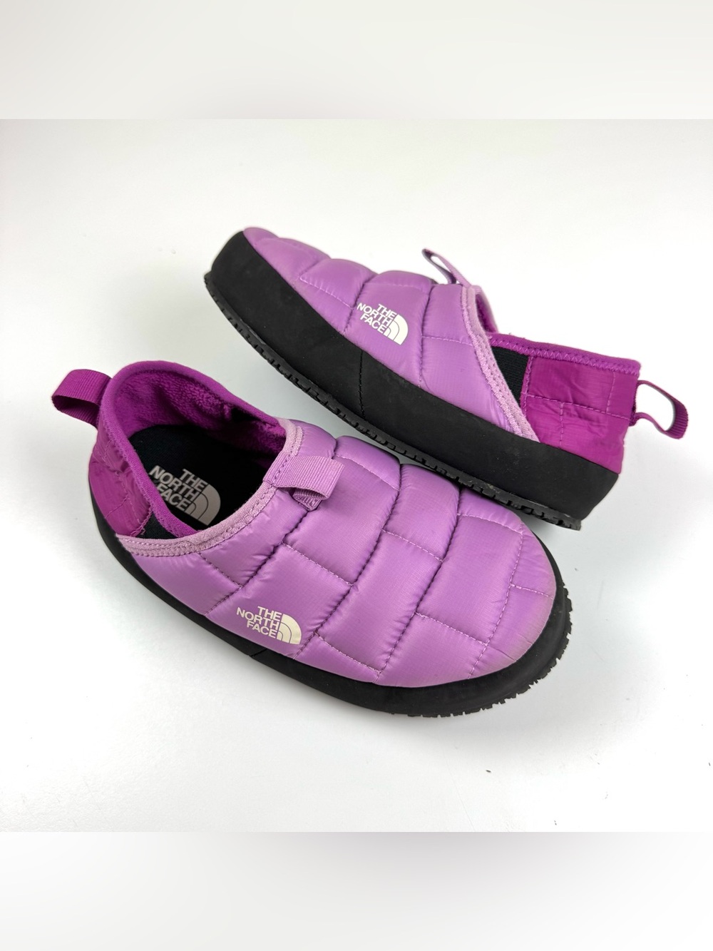The North Face ThermoBall Traction Mule II Kids Slippers Shoes Youth Sz 3 Purple